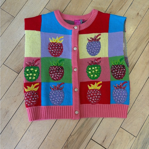 QUEEN OF SPARKLES Sweaters - Queen of sparkles  strawberry Pattern Vest
